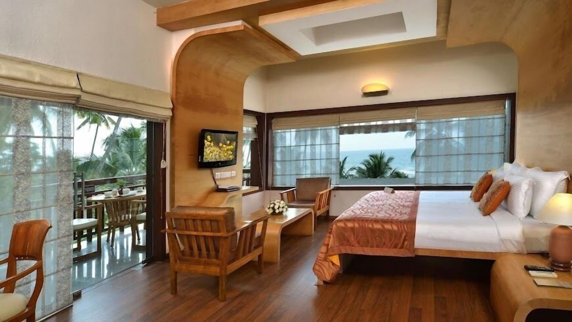 1 soverom, sengetøy av topp kvalitet, senger med overmadrass og minibar