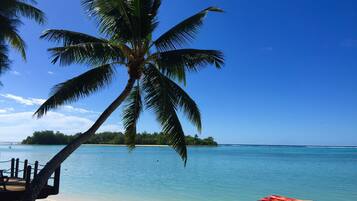 Uitzicht op strand/zee