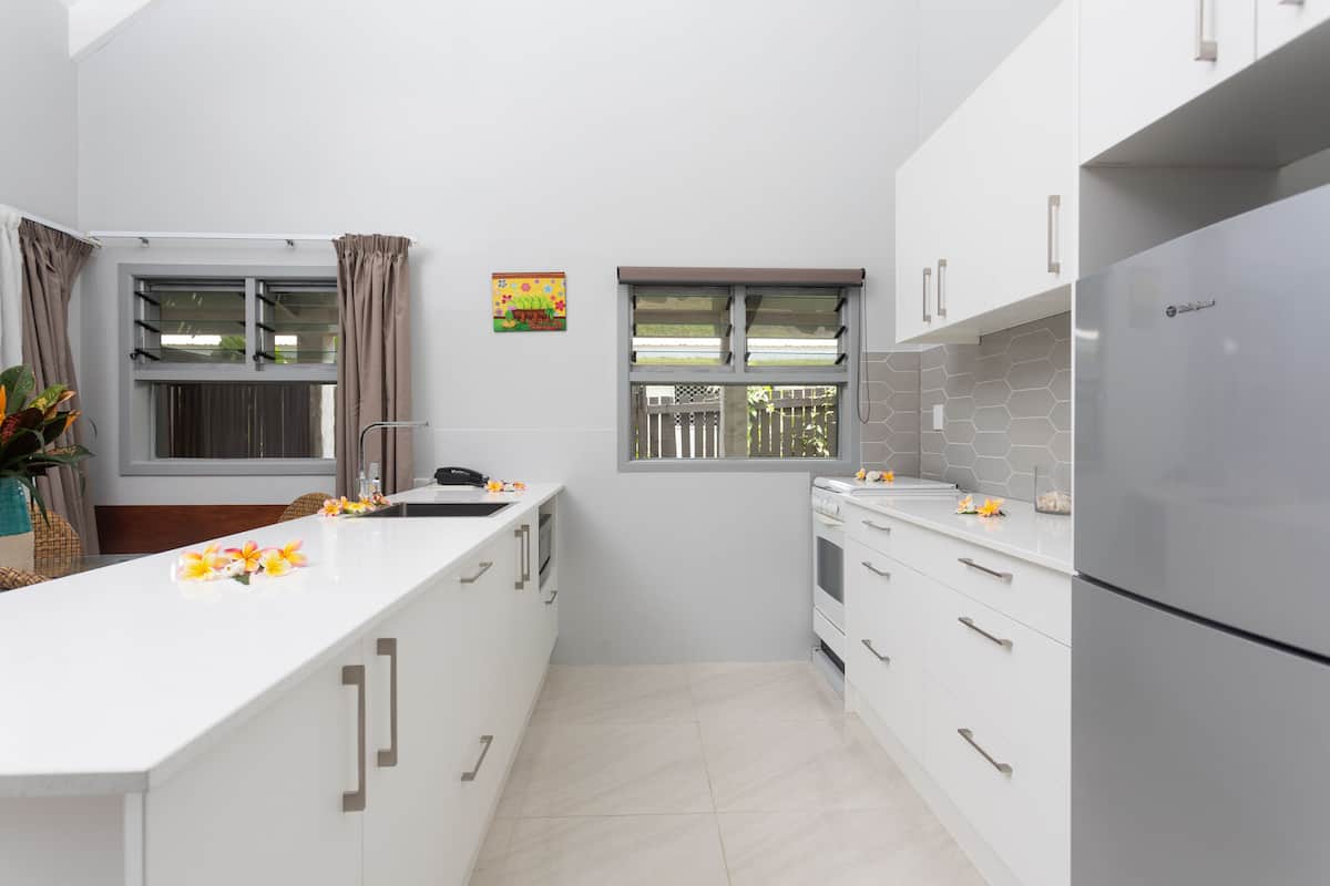 villa, 1 king bed, garden area | private kitchen | full-sized fridge, microwave, stovetop, coffee/tea maker