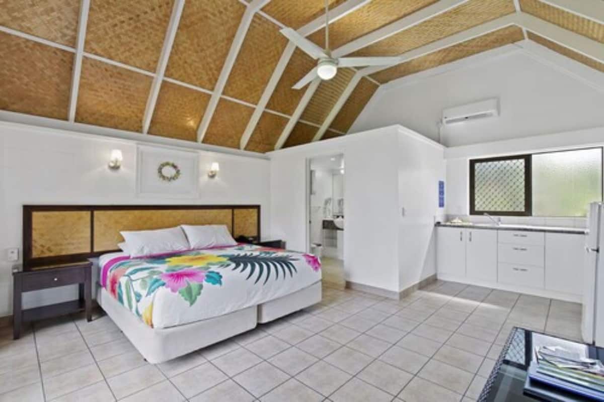 studio, garden area | 2 bedrooms, premium bedding, pillow-top beds, in-room safe