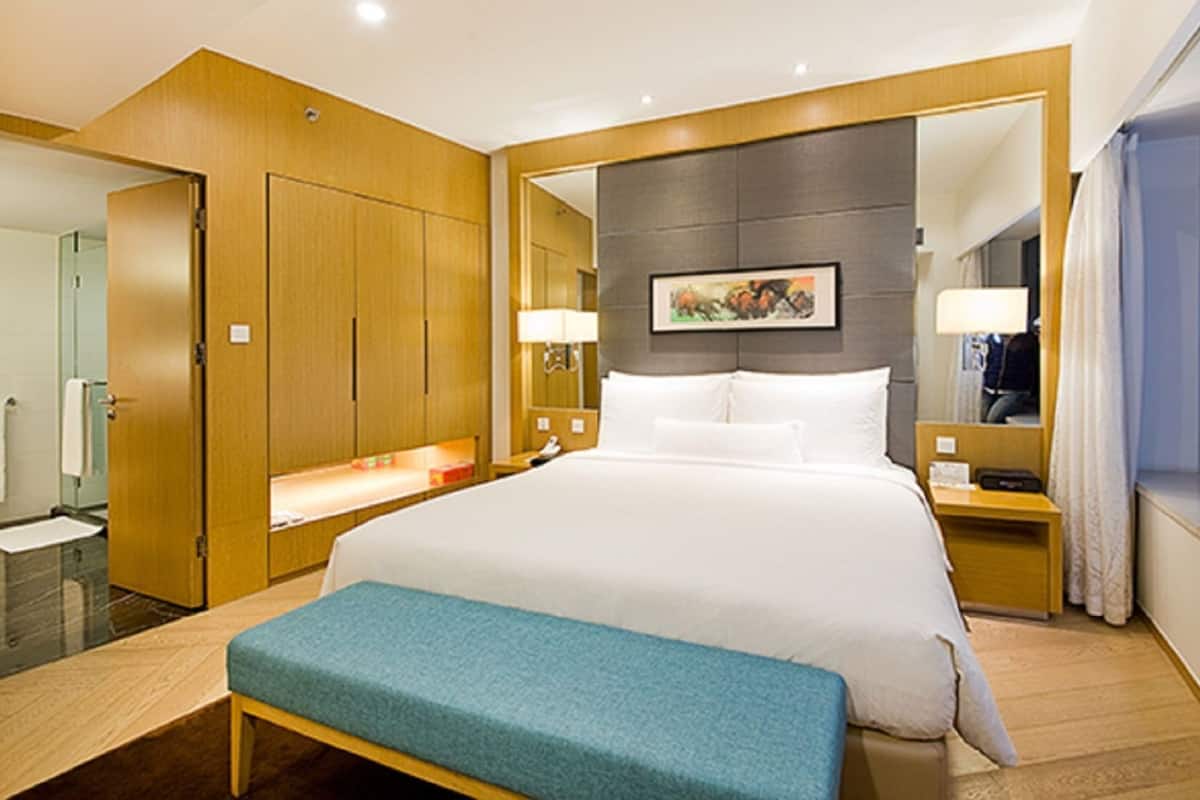 Ropa de cama de alta calidad, cubrecamas y colchones con pillow-top