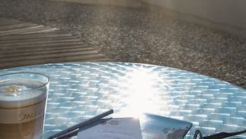 Comfort Room, 1 Double Bed | Terrace/patio