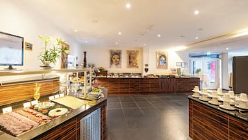 Tägliches Frühstücksbuffet gegen Gebühr