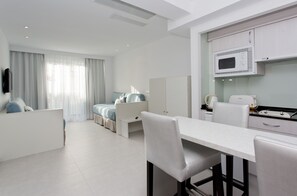 อพาร์ทเมนท์, 1 ห้องนอน, ระเบียง