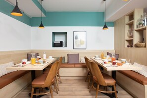 Daily buffet breakfast (EUR 13 per person)