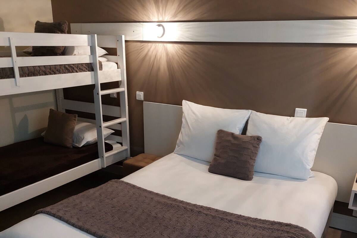 Family Quadruple Room | Down comforters, WiFi (free), bed sheets