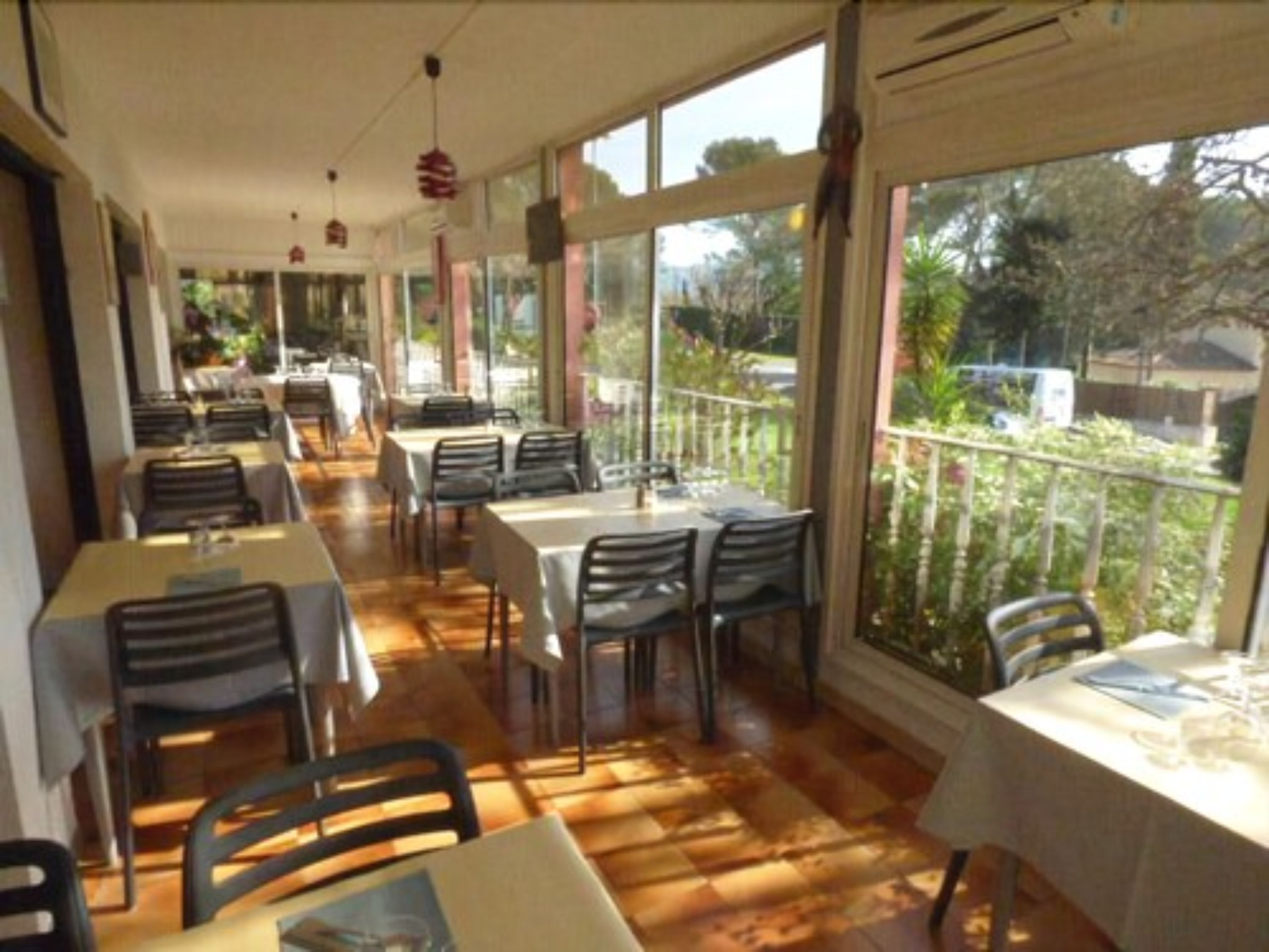 Breakfast and dinner served, Mediterranean cuisine