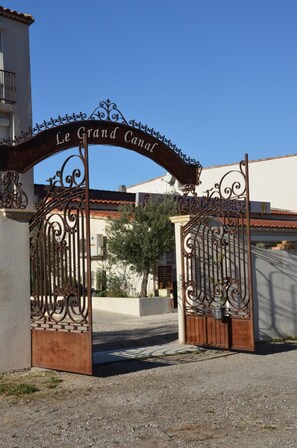 Exterior - Le Grand Canal (Martigues)
