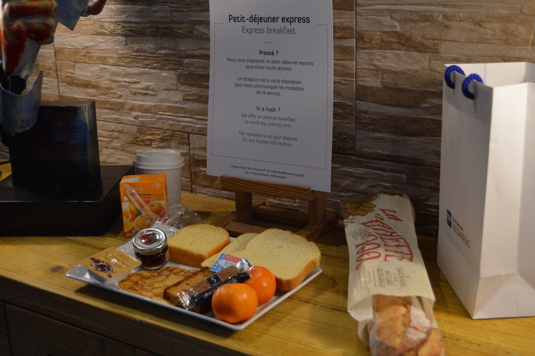 daily buffet breakfast (eur 12 per person)