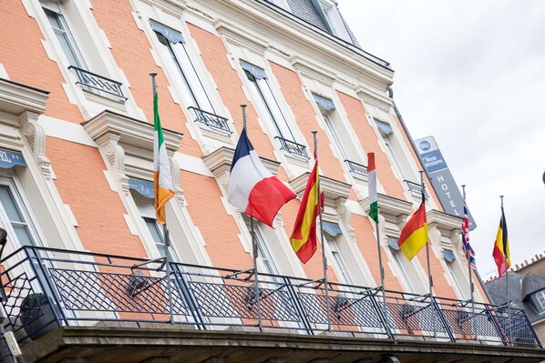 Exterior - Best Western Hotel Des Voyageurs (Fougeres)