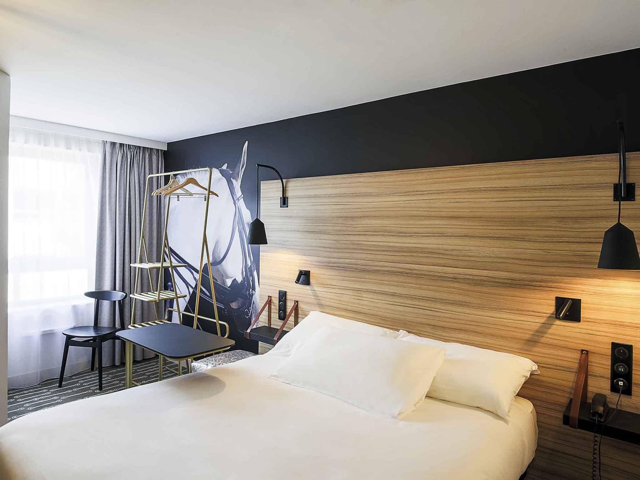 Photo - ibis Styles Laval Centre Gare
