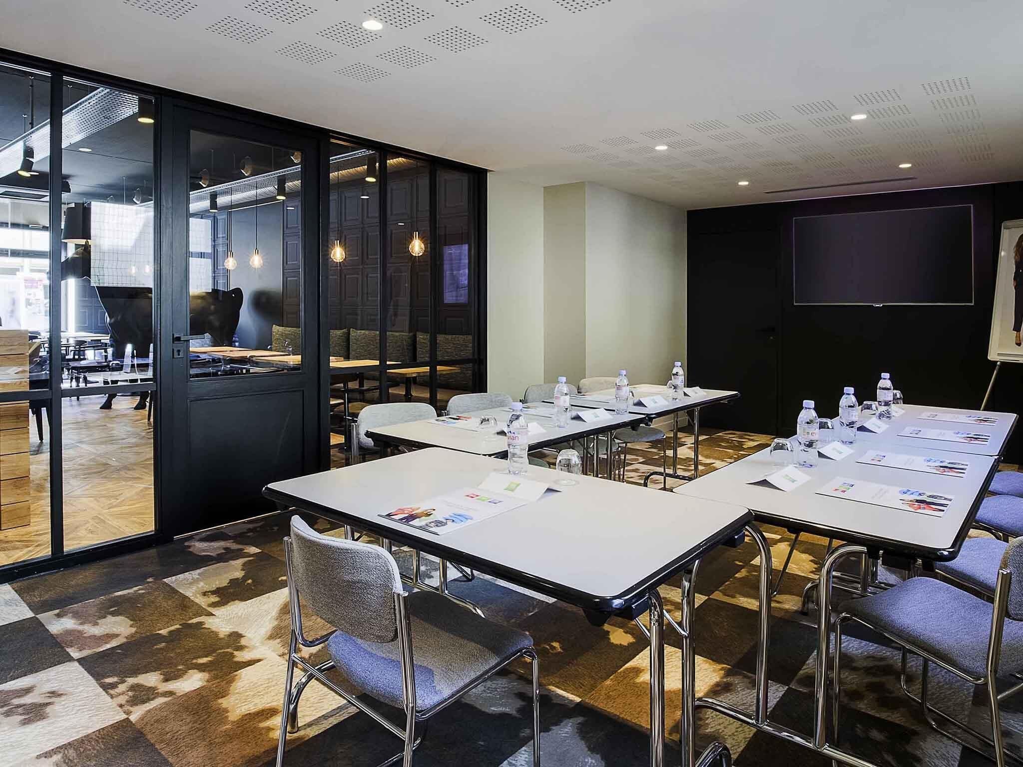 Photo - ibis Styles Laval Centre Gare