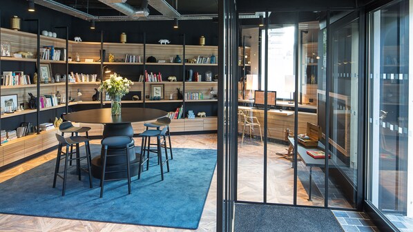 Interior entrance - ibis Styles Laval Centre Gare (Laval)