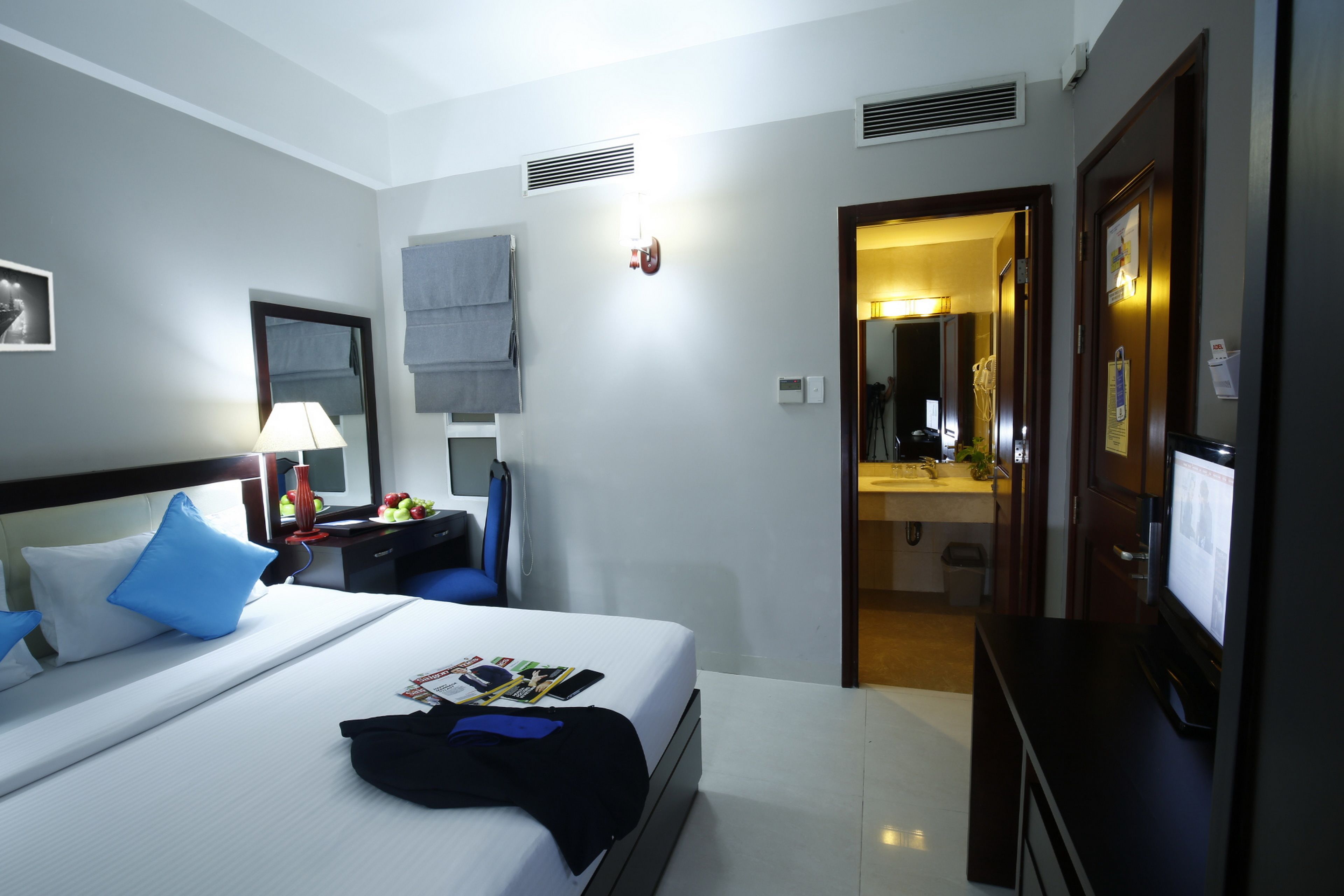 Minibar, in-room safe, desk, rollaway beds