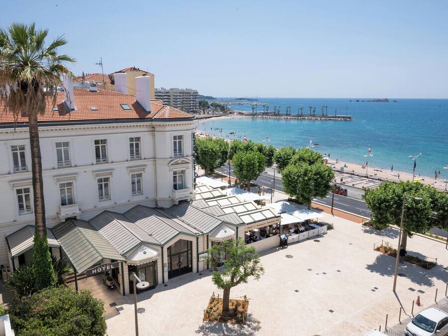 Façana frontal de l'allotjament