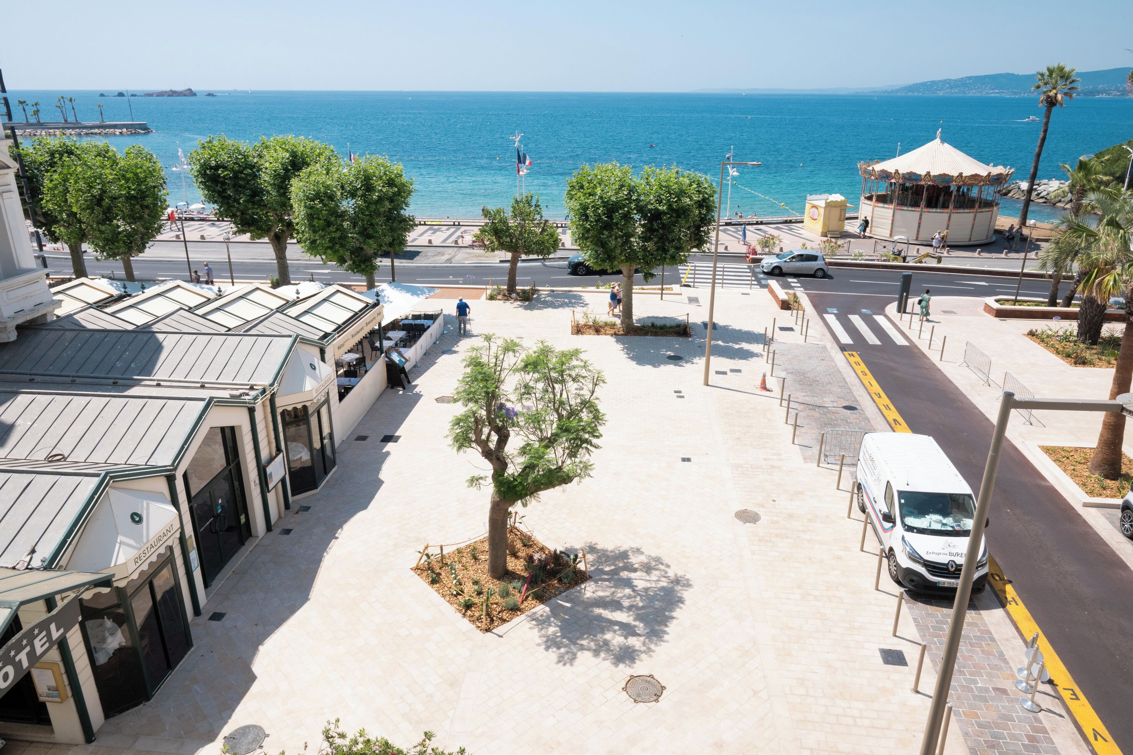 Luxe kamer, 1 twee- of 2 eenpersoonsbedden, uitzicht op zee | Uitzicht vanuit de kamer