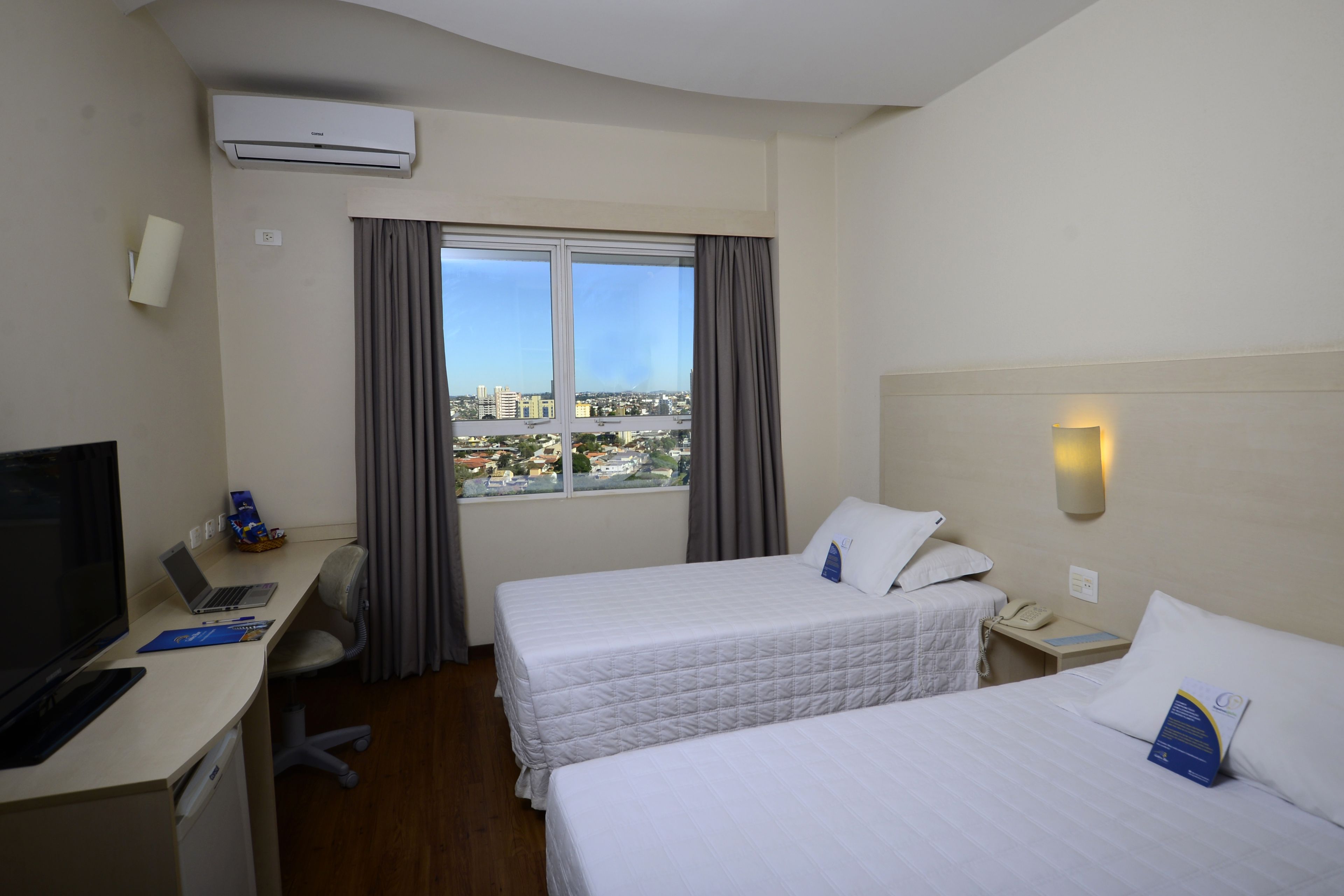 superior room, 2 single beds | pillow-top beds, minibar, in-room safe, desk