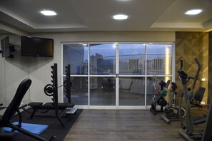 Fitness facility - Golden Blue Hotel (Londrina)