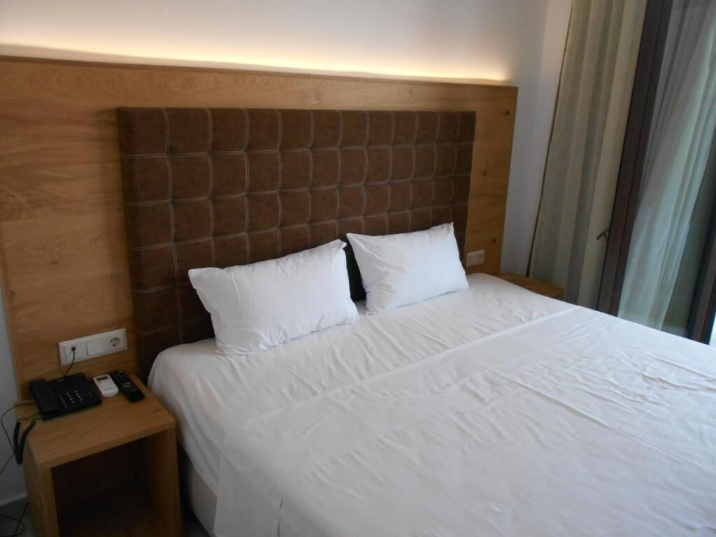 Photo - Artemis Hotel Apartments