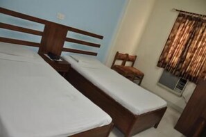 Room - Prince International (New Delhi)