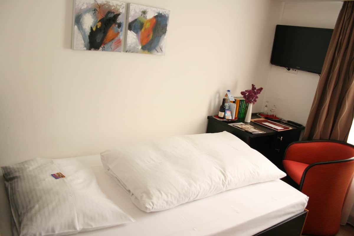 Biancheria da letto ipoallergenica, minibar, una cassaforte in camera