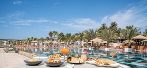 Sundeck - Terrou-Bi Resort (Dakar)