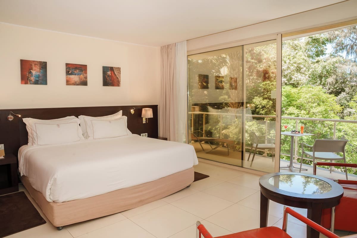 prestige room | 1 bedroom, premium bedding, select comfort beds, minibar