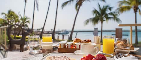 Petit déjeuner préparé sur commande (18000 XOF par personne)