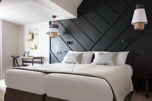 Premium bedding, minibar, in-room safe, desk