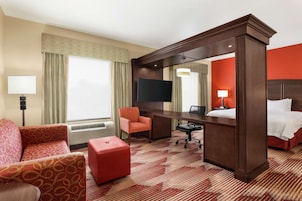 King studio suite | In-room safe, iron/ironing board, free cribs/infant beds, free WiFi