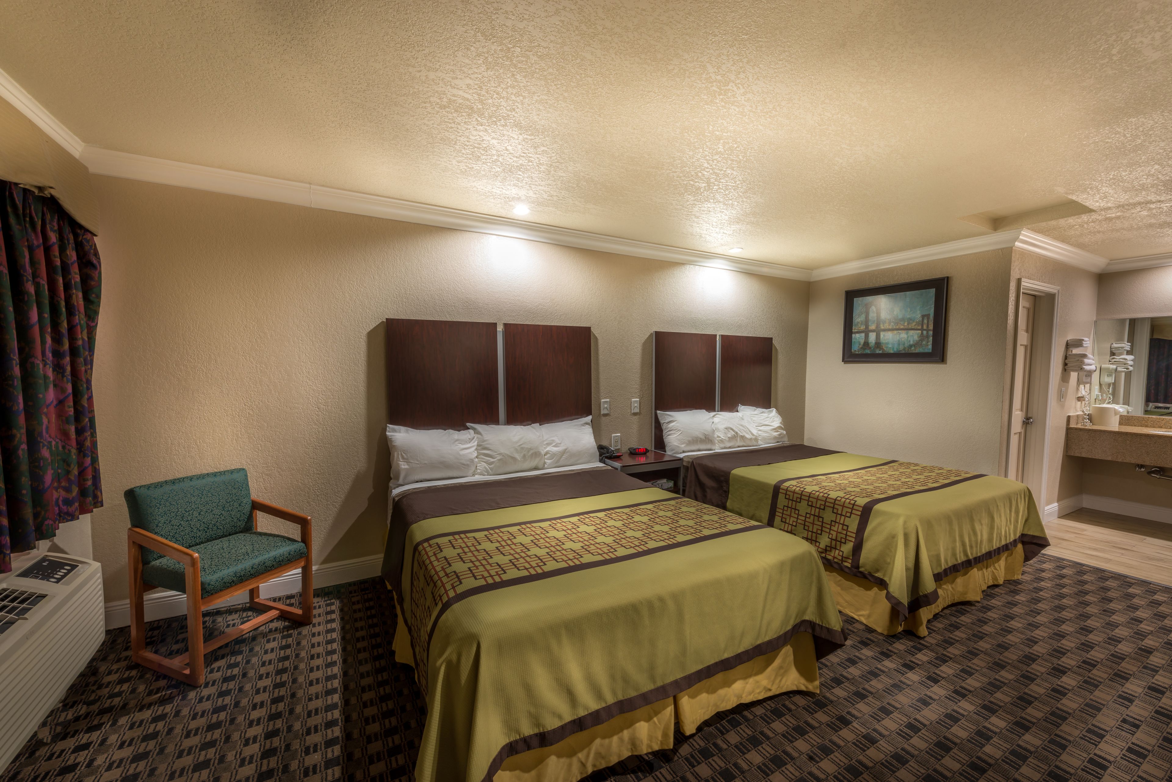 two double beds, non-smoking | iron/ironing board, free wifi, bed sheets