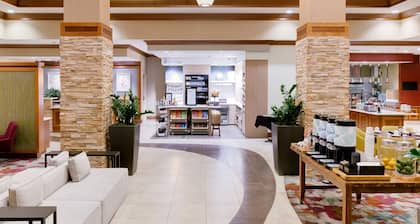 Hilton Garden Inn Milwaukee Airport