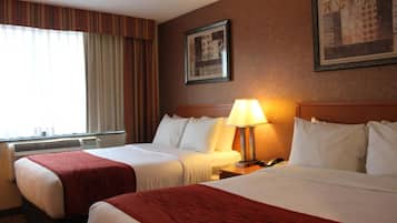 Desk, laptop workspace, iron/ironing board, free WiFi