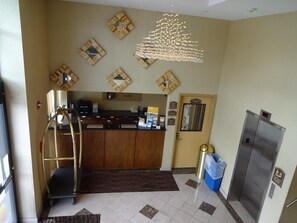 Lobby - Bellerose Inn (Bellerose)