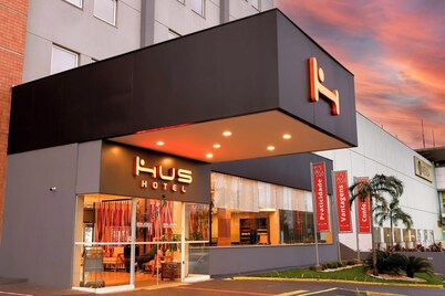 Hus Hotel Dourados