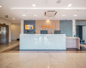 Reception - Hus Hotel Dourados (Dourados)