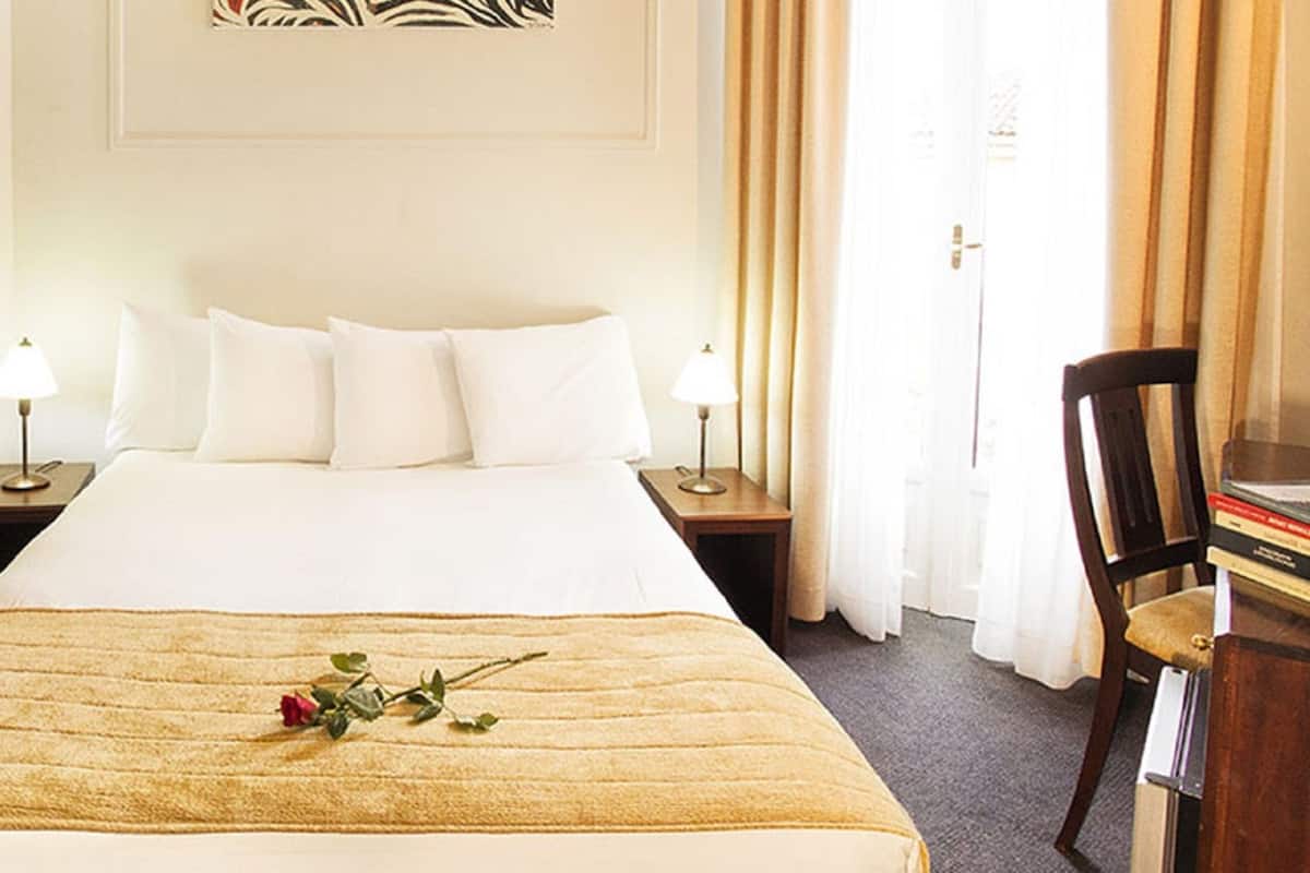 In-room safe, desk, soundproofing, iron/ironing board