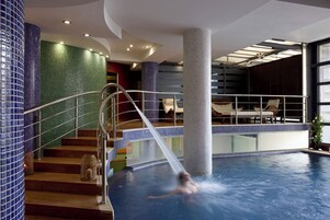 Indoor pool, seasonal outdoor pool, pool umbrellas, sun loungers