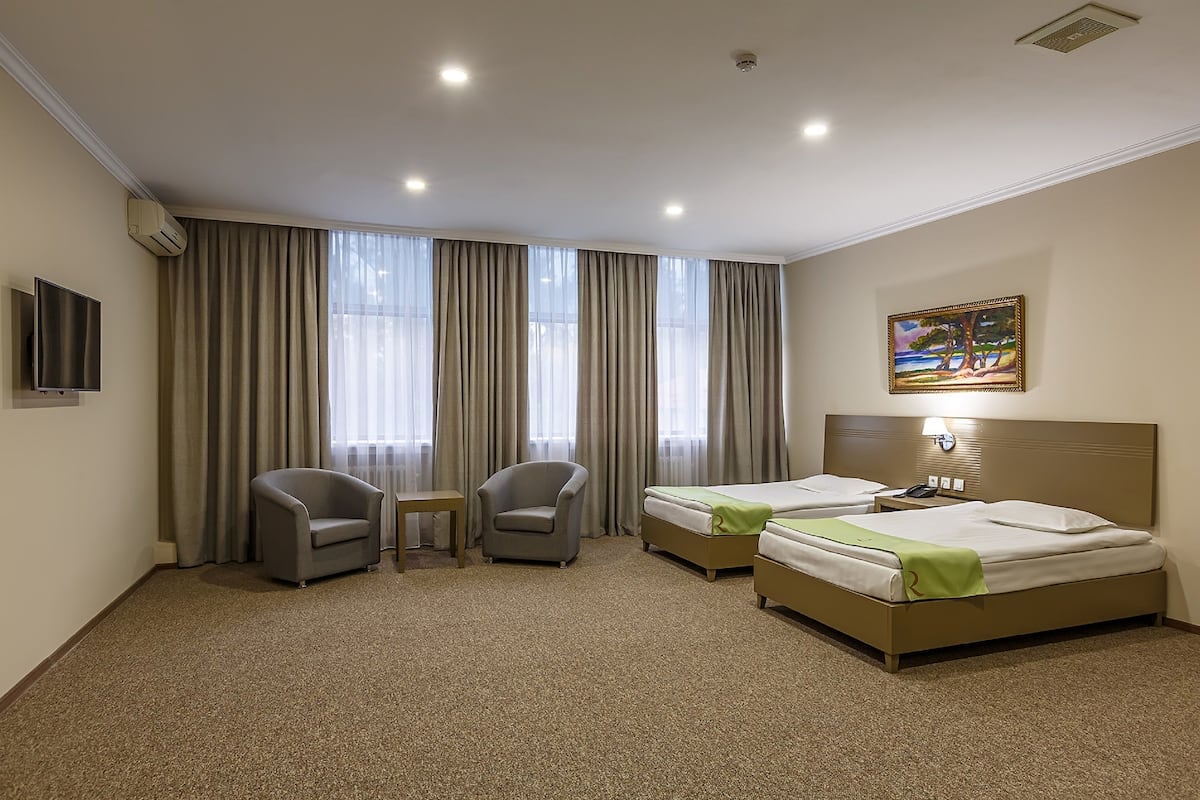 Basic Suite | 1 bedroom, premium bedding, in-room safe, desk