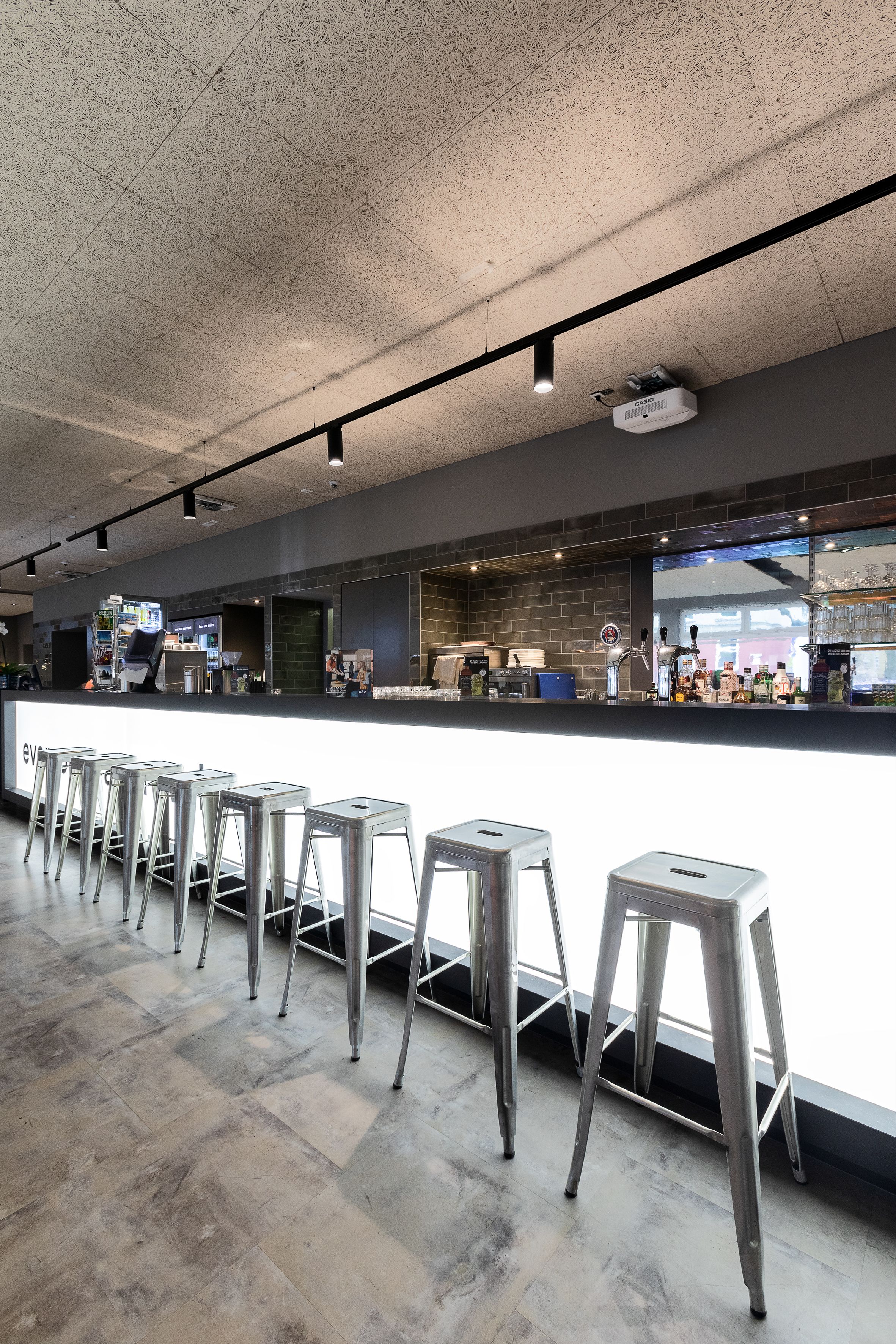 Bar (en la propiedad)