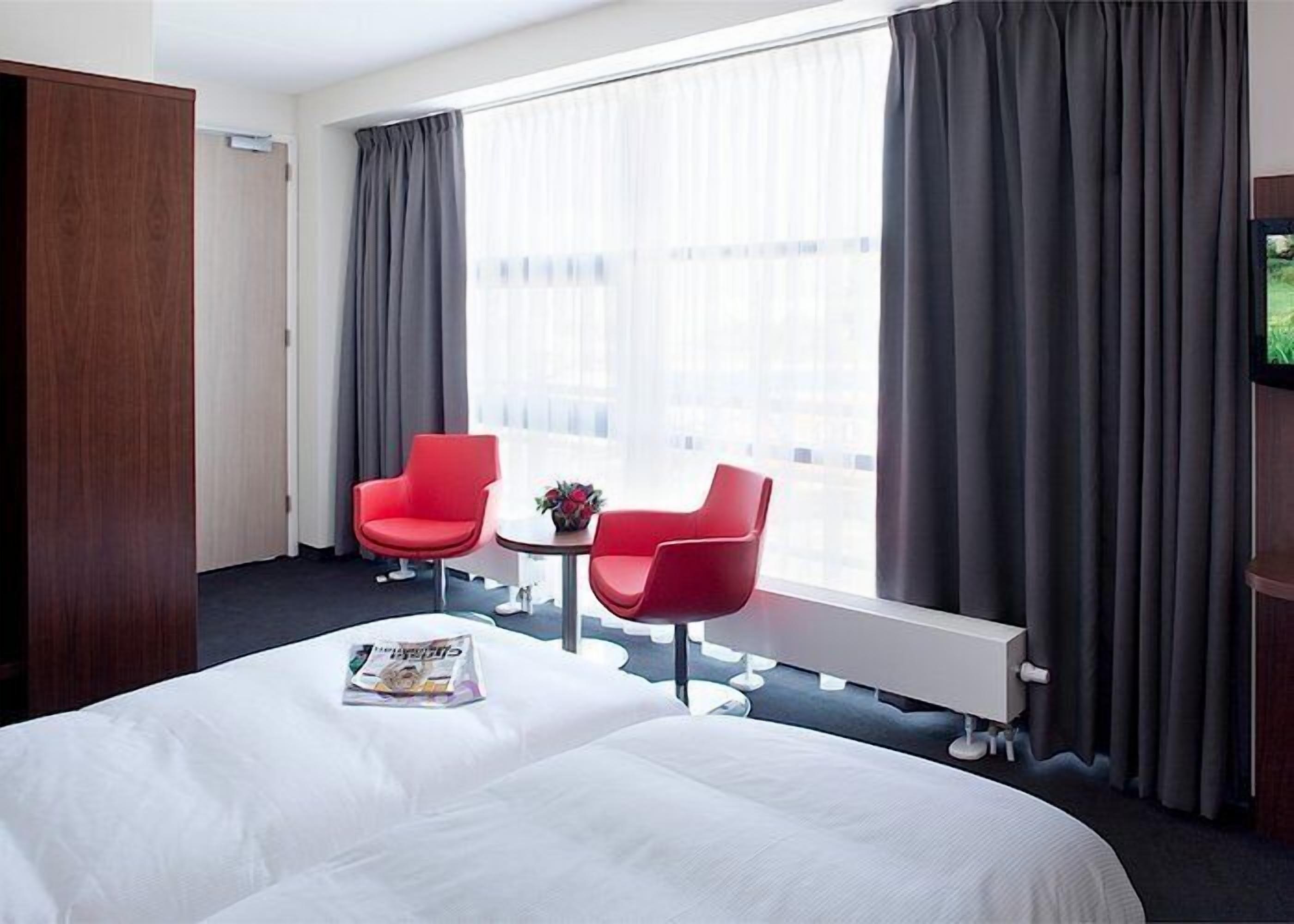 Triple Room | In-room safe, cribs/infant beds, Internet, alarm clocks