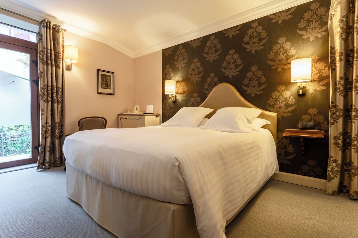 Double Room, Balcony