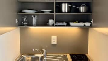 Chambre avec lits jumeaux, coin cuisine | Coin cuisine privé