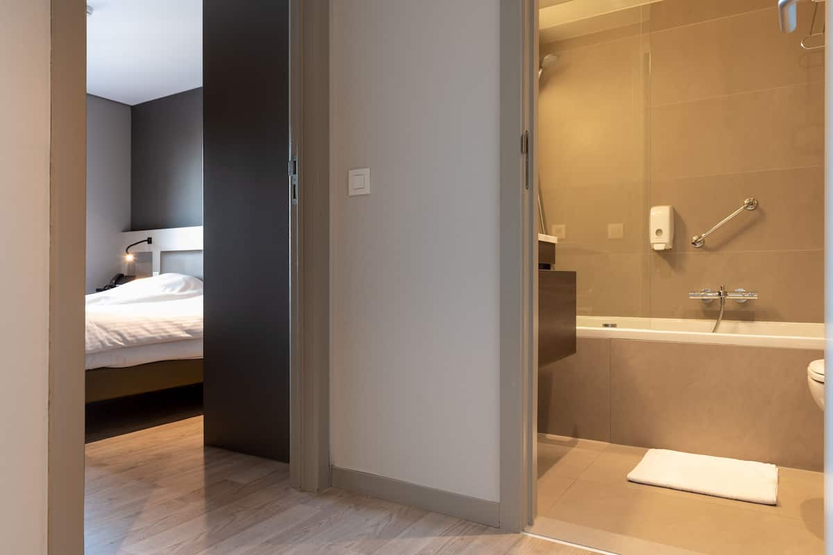 1 bedroom, premium bedding, in-room safe, individually decorated