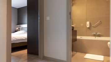 Literie de qualité supérieure, coffres-forts dans les chambres