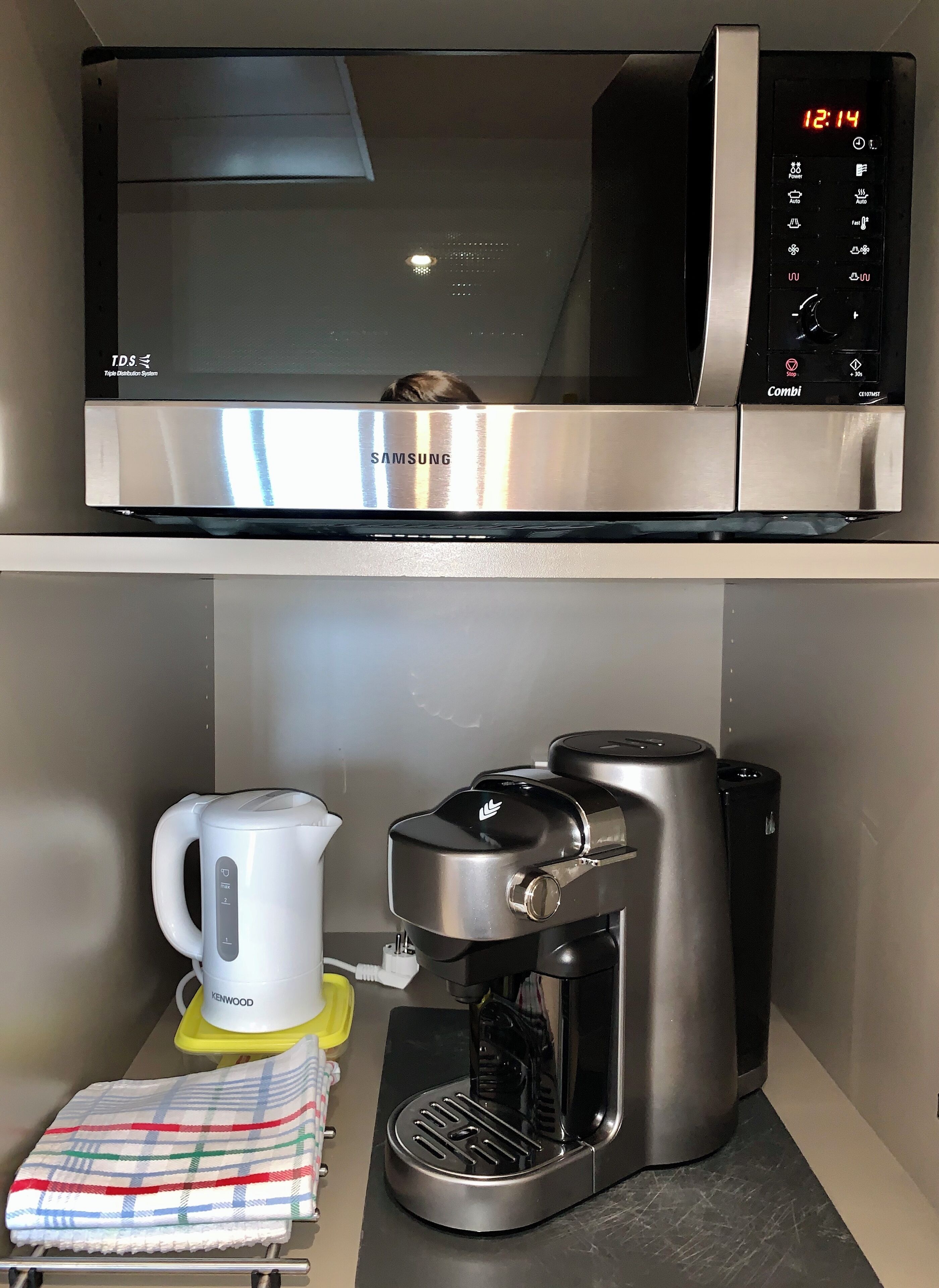 fridge, espresso maker, coffee/tea maker, electric kettle