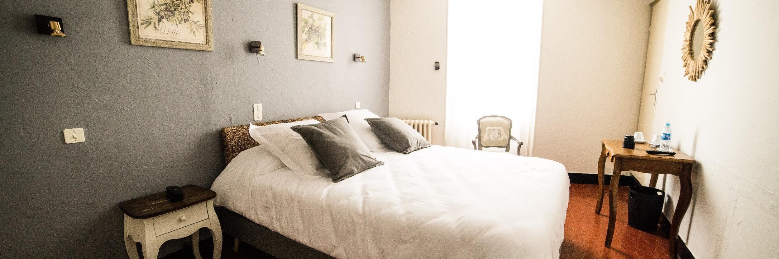 Premium bedding, in-room safe, iron/ironing board, free cots/infant beds