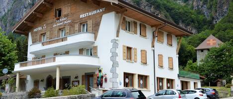 Majoituspaikan julkisivu