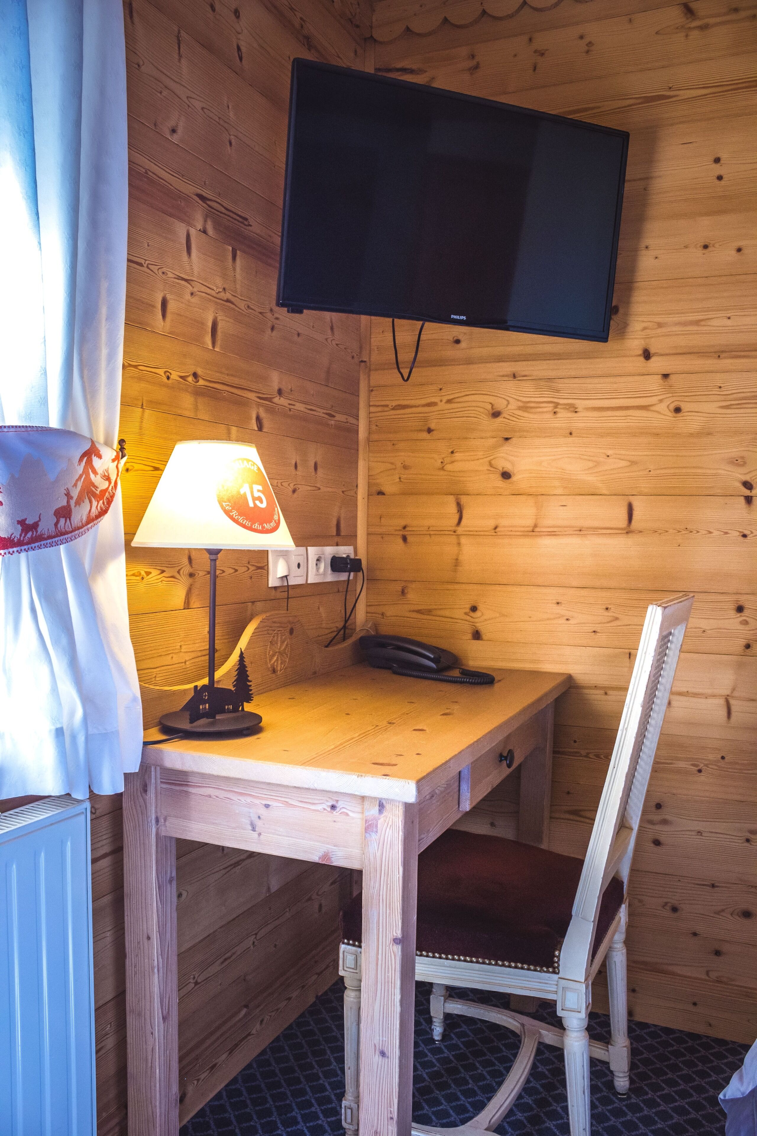 double room | desk, laptop workspace, blackout curtains, soundproofing