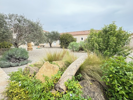 Exterior. Hotel & Residence de la Transhumance